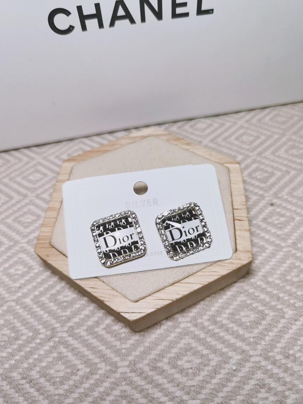 Mixed Simple 18K Gold Plated 925 Silver Stud Brand Designers Geometric Women Crystal Rhinestone Pearl Hoop Round Earring High Quality
Mixed Simple 18K Gold Plated 925 Silver Stud Brand Designers Geometric Women Crystal Rhinestone Pearl Hoop Round Earring High Quality