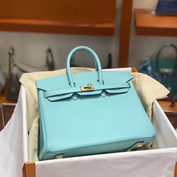 Herme Birkins Bag handmade custom platinum bag makaron Blue Gold Buckle swift smooth leather 2530cm portable women, 25cm gold buckle
Herme Birkins Bag handmade custom platinum bag makaron Blue Gold Buckle swift smooth leather 2530cm portable women, 25cm gold buckle