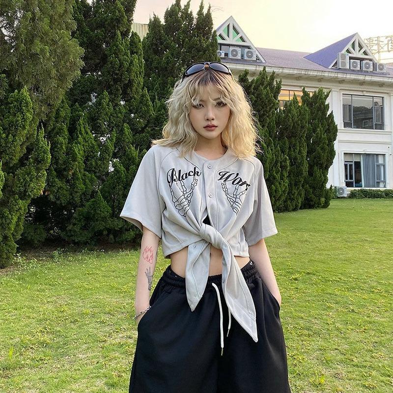 Women's Blouses & Shirts Feiernan Grunge Skull Baseball Shirt Gothic Style Embroidery Harajuku Blouse Female Vintage Short Sleeve Streetwear, Gray
Women's Blouses & Shirts Feiernan Grunge Skull Baseball Shirt Gothic Style Embroidery Harajuku Blouse Female Vintage Short Sleeve Streetwear, Gray