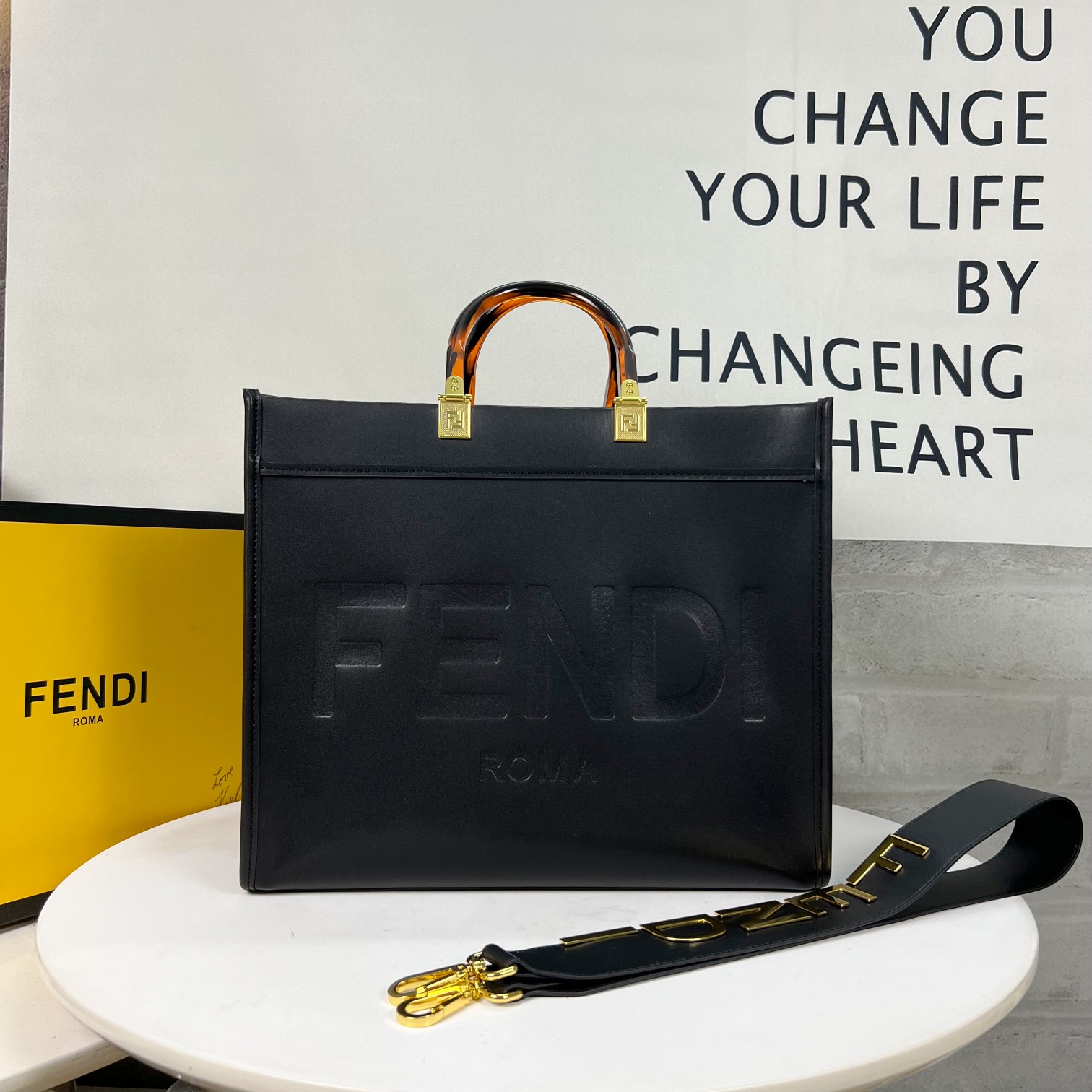 Top quality handbags Totes designed by luxury leather lettering embellished one shoulder high volume tote bag shopping mother and baby