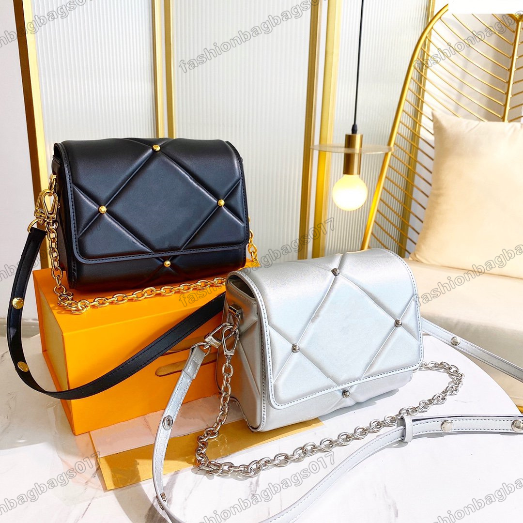 Twist PM Flap Bag Monograms Canvas Handbag with Turn Lock Leather Strap Designers Luxury Cross Body Brown Monograms/Black/Sliver
Twist PM Flap Bag Monograms Canvas Handbag with Turn Lock Leather Strap Designers Luxury Cross Body Brown Monograms/Black/Sliver