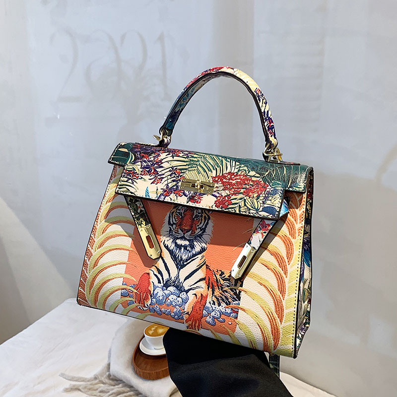 Shoulder Bag Ladies Luxury Designer Handhold Messenger Elegant Exquisite Simple Fashion Temperament Goddess High quality Bags
Shoulder Bag Ladies Luxury Designer Handhold Messenger Elegant Exquisite Simple Fashion Temperament Goddess High quality Bags