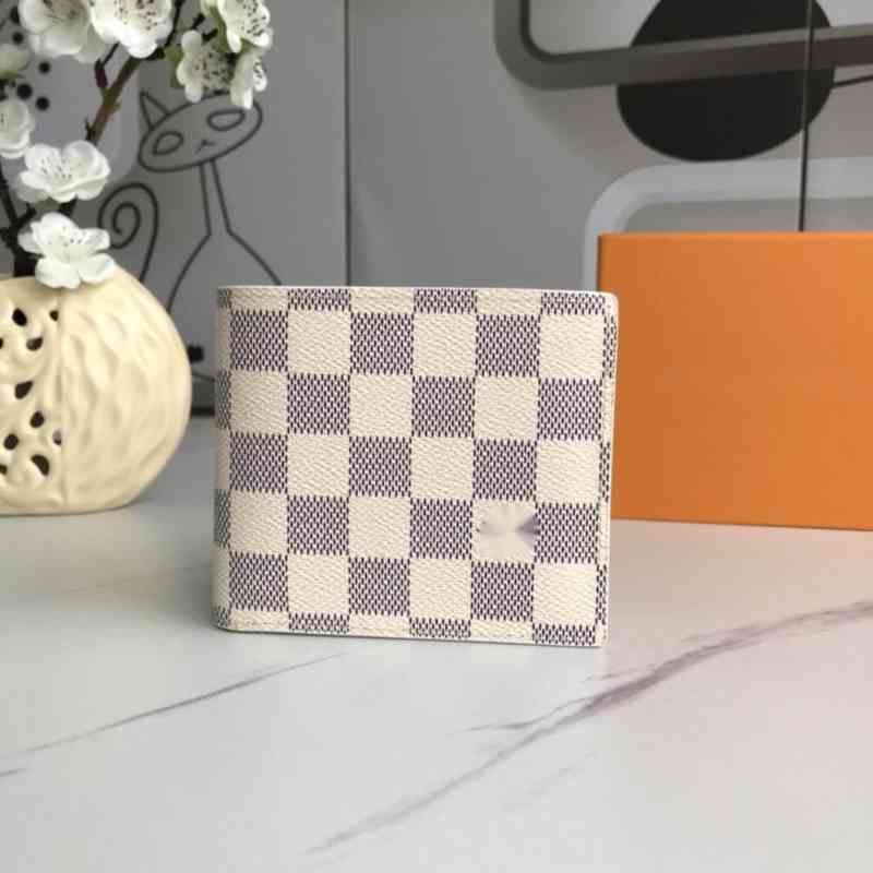 Luxury Brand Bags Bag Men Folding Wallet Generous decent Simple stylish Can put photos Best M61720 Size 11x9cm, Becky
Luxury Brand Bags Bag Men Folding Wallet Generous decent Simple stylish Can put photos Best M61720 Size 11x9cm, Becky