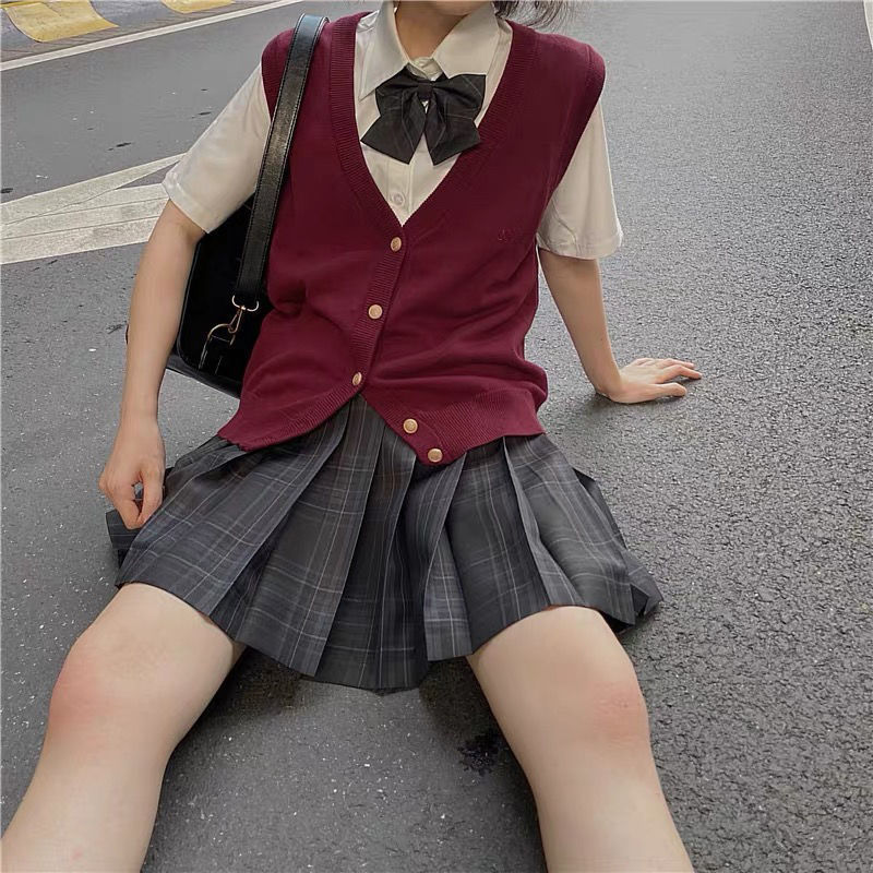 HOUZHOU Gothic Black Plaid Skirt Women Kawaii Harajuku High Waist Pleated Mini Skirts Japanese School Uniform Preppy Style JK 220317