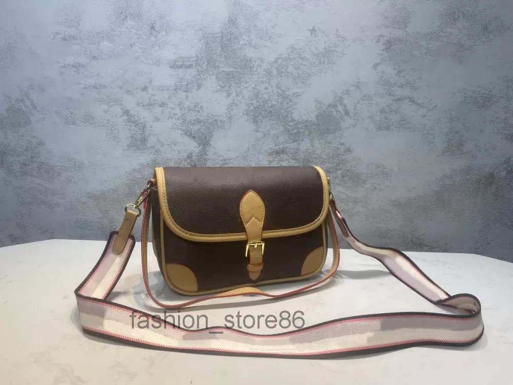 HBP Fashion Women Designer Handbag Shoulder Bag sacoche Luxury Vintage Woman Crossbody Bags P
HBP Fashion Women Designer Handbag Shoulder Bag sacoche Luxury Vintage Woman Crossbody Bags P