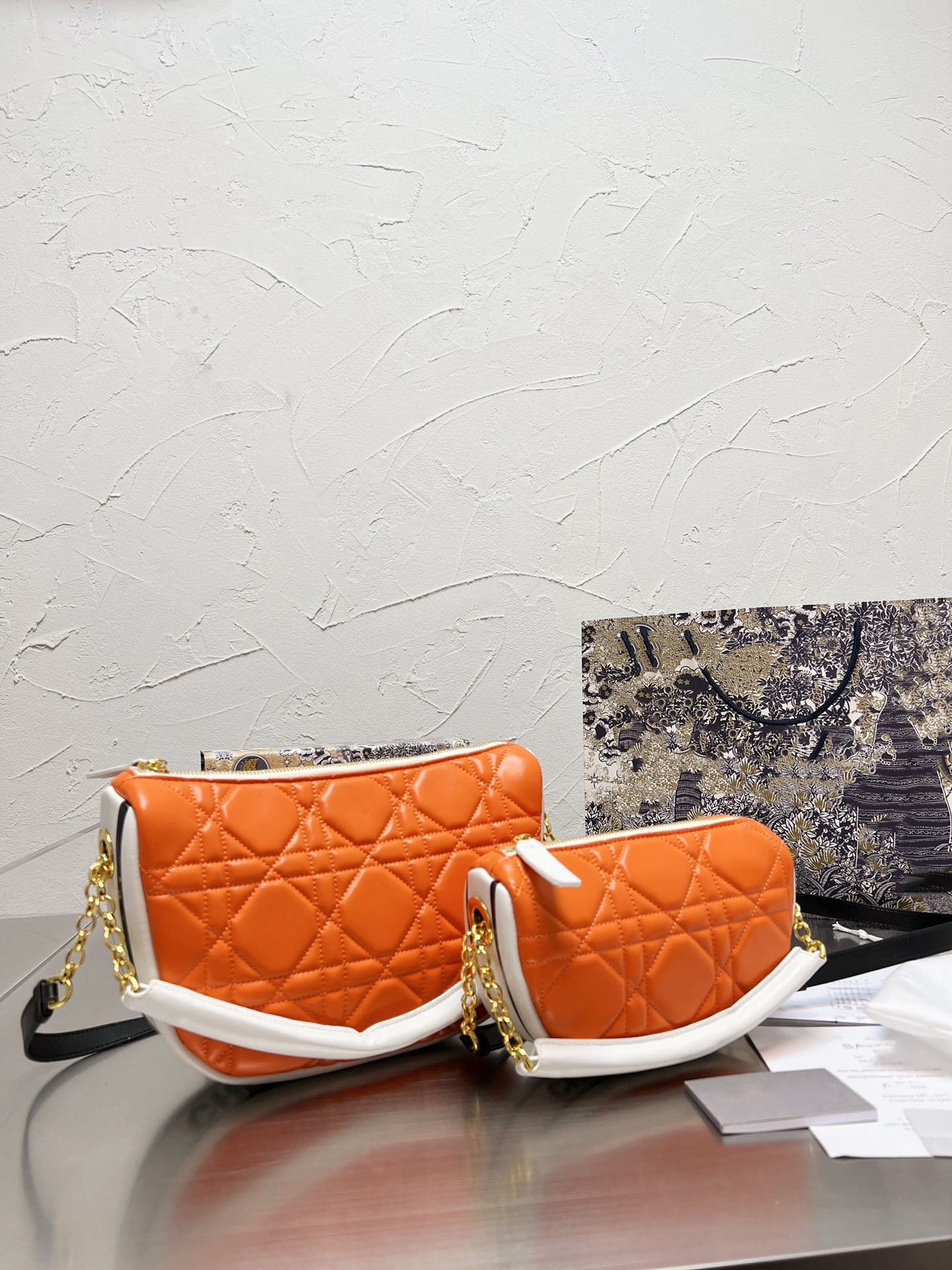 Luxury designer underarm bag 2022 Newest TOP quality one-shoulder portable lady handbag cool girls Axillary tote wholesale Diamond Lattice crossbody shoulder bags, Make up the difference
Luxury designer underarm bag 2022 Newest TOP quality one-shoulder portable lady handbag cool girls Axillary tote wholesale Diamond Lattice crossbody shoulder bags, Make up the difference