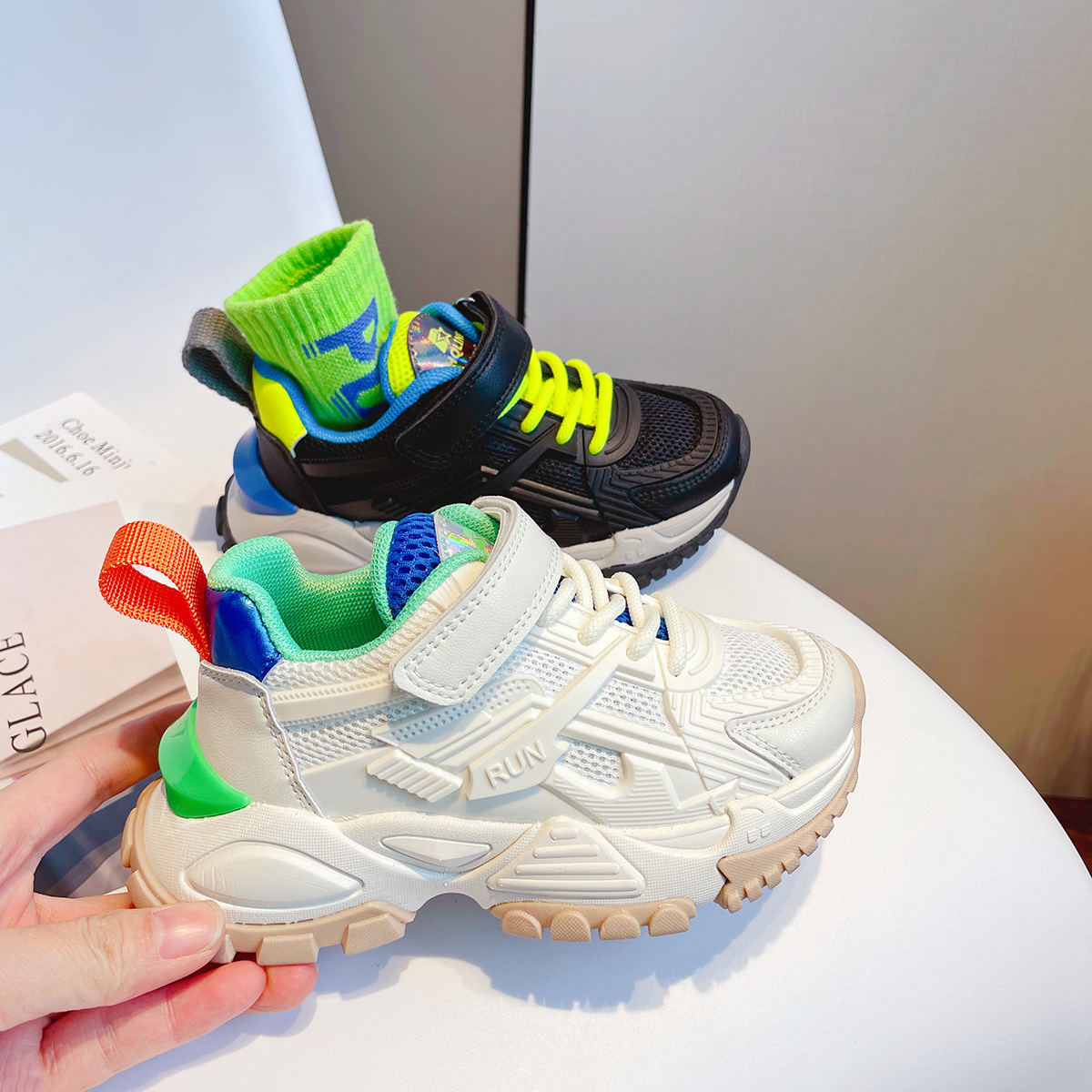 Kids Designer Shoes Breathable Sneakers Baby Toddler Trainers Children Infant Big Boys And Girls Chaussures Pour Enfants, Black;red
Kids Designer Shoes Breathable Sneakers Baby Toddler Trainers Children Infant Big Boys And Girls Chaussures Pour Enfants, Black;red