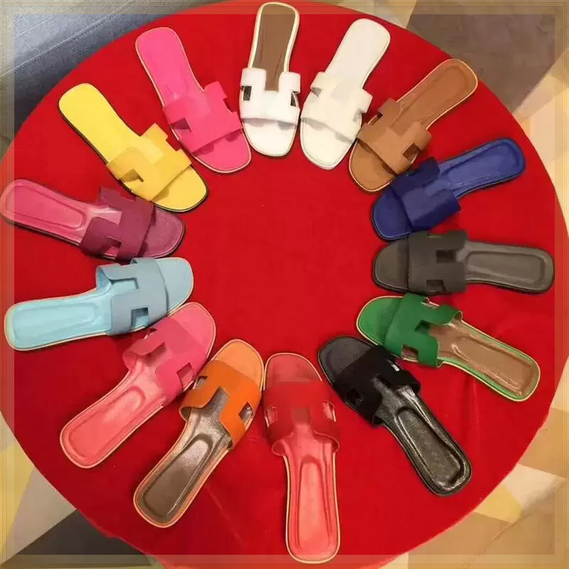 2022 Classic Beach Slippers Flat Heel Summer Lazy Designer Fashion Cartoon Big Head Flops Leather Lady Slides Women Shoes Hotel Bath Large Size 35-41-42, Colour 21
2022 Classic Beach Slippers Flat Heel Summer Lazy Designer Fashion Cartoon Big Head Flops Leather Lady Slides Women Shoes Hotel Bath Large Size 35-41-42, Colour 21