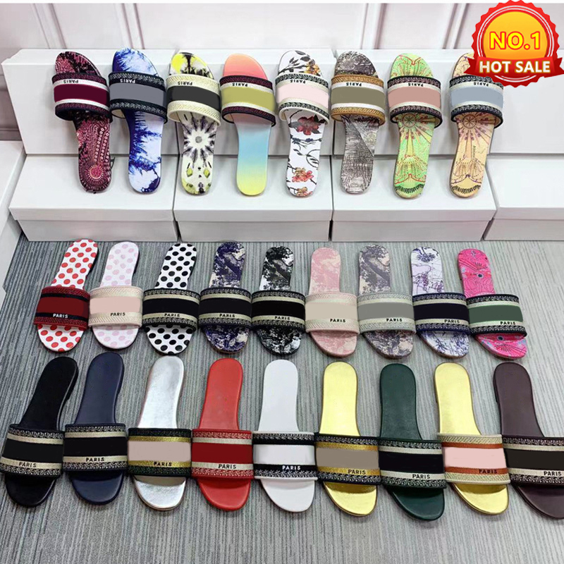 Paris Embroidered Dazzle slipper women ladies scuffs summer beach striped causal flip flops flat Slide Slippers sandals Designers Embroidery letters Slides, 14#
Paris Embroidered Dazzle slipper women ladies scuffs summer beach striped causal flip flops flat Slide Slippers sandals Designers Embroidery letters Slides, 14#