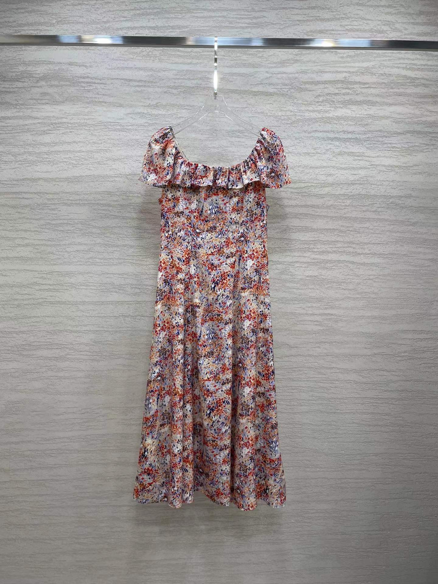 2022 Summer Autumn Scoop Neck Short Sleeve Print Fashion Milan Runway Dress Designer Dress Brand Same Style Sundress 0616-23, Picture color
2022 Summer Autumn Scoop Neck Short Sleeve Print Fashion Milan Runway Dress Designer Dress Brand Same Style Sundress 0616-23, Picture color
