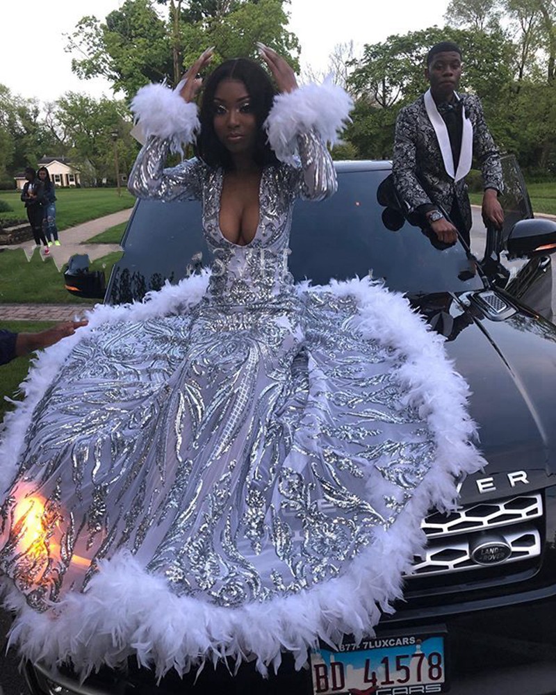 Sparkly Black Girls Prom Dresses With Feathers 2022 Long Sleeve V-neck Silver Sequin African Gala Mermaid Party evening Dress, Water melon
Sparkly Black Girls Prom Dresses With Feathers 2022 Long Sleeve V-neck Silver Sequin African Gala Mermaid Party evening Dress, Water melon