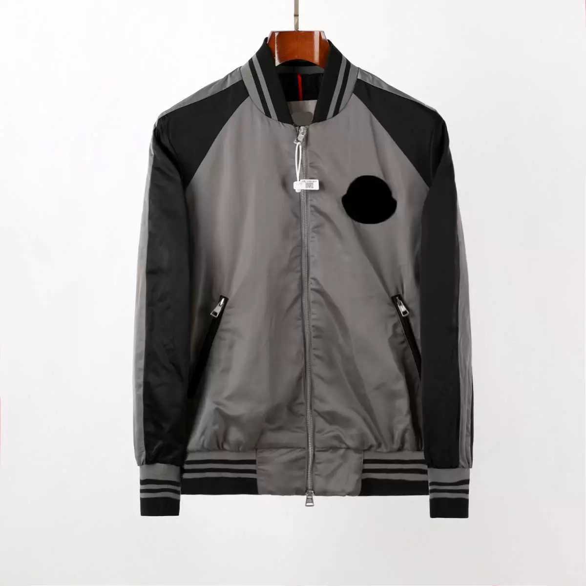 Designer Monclair Mens Jackets Clothing France Brand Bomber Windshield Jacket Europe and American Style Outerwear Coat Fashion Hombre MON, Gray
Designer Monclair Mens Jackets Clothing France Brand Bomber Windshield Jacket Europe and American Style Outerwear Coat Fashion Hombre MON, Gray