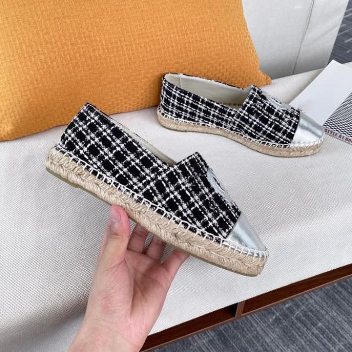 Luxury Women Shoes OP33 Slip On ESPADRILLES Shoes Sandal Casual Embroidered Lambskin Footwear, Camouflage
Luxury Women Shoes OP33 Slip On ESPADRILLES Shoes Sandal Casual Embroidered Lambskin Footwear, Camouflage