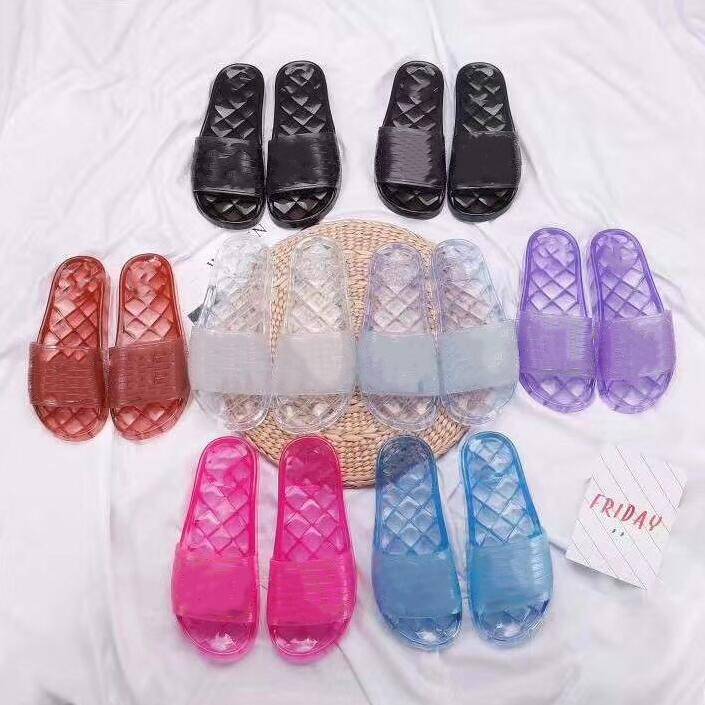 Designer Women Men Slippers Transparent Jelly Couple Slipper Summer Sandals Fashion Shoes Top Quality Size 35-45 With Tags Box, Mix color
Designer Women Men Slippers Transparent Jelly Couple Slipper Summer Sandals Fashion Shoes Top Quality Size 35-45 With Tags Box, Mix color