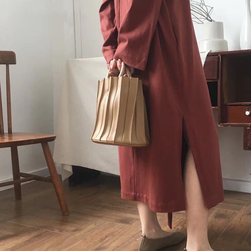 Evening Bags Women Fashion Unique Stereoscopic Pleated Large Capacity Tote Bag Concise Elegant Shoulder Office DailyEvening, Black
Evening Bags Women Fashion Unique Stereoscopic Pleated Large Capacity Tote Bag Concise Elegant Shoulder Office DailyEvening, Black