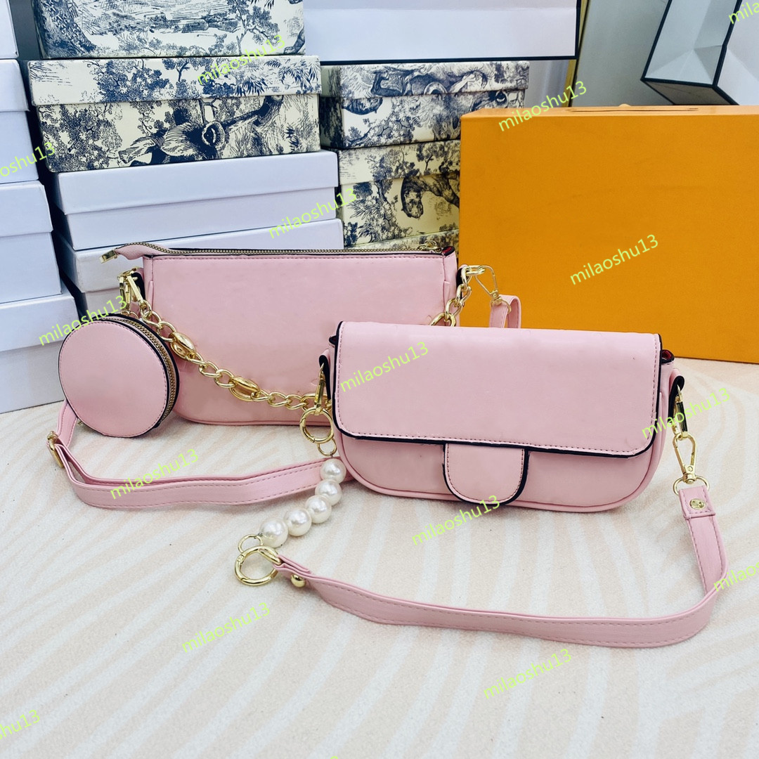 Designers Luxurys TRIO 3pcs Shoulder Bags old flower Print Men and Women's Fashion Crossbody Messenger Bag, A1
Designers Luxurys TRIO 3pcs Shoulder Bags old flower Print Men and Women's Fashion Crossbody Messenger Bag, A1