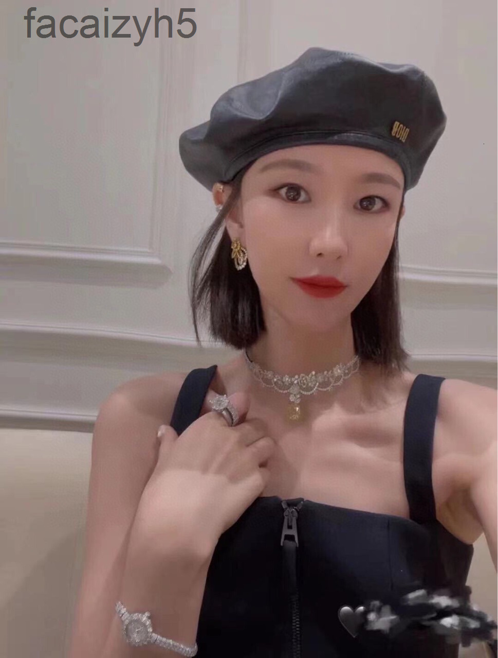 Berets designer beltLetter element Black Beret female fashion simple literary youth solid color art adult hat32TB2020
Berets designer beltLetter element Black Beret female fashion simple literary youth solid color art adult hat32TB2020