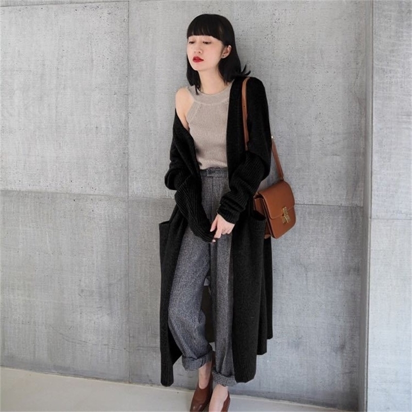 Autumn Winter Cashmere sweater Coat European style cardigan women fashion sweater women long cardigan knitted sweater 201204, Black
Autumn Winter Cashmere sweater Coat European style cardigan women fashion sweater women long cardigan knitted sweater 201204, Black
