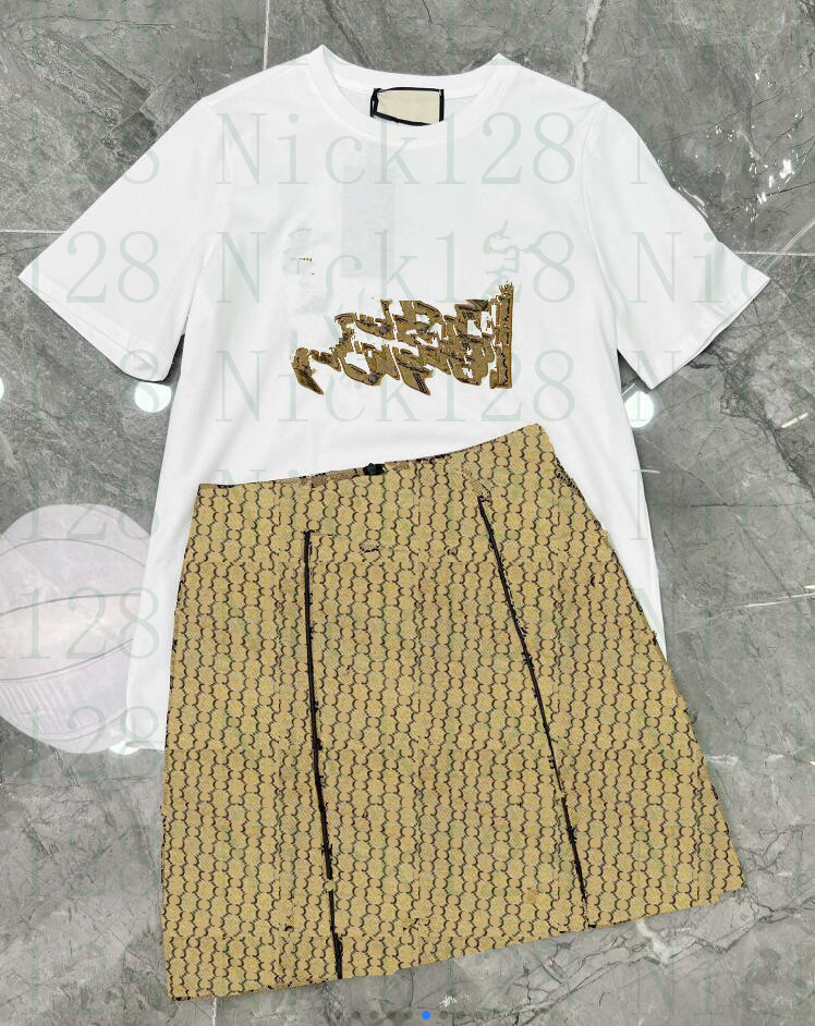 22 Women's Patch Embroidered Letters Short Sleeve T-Shirt + Flower Show Thin Skirt Suit 428, Customize
22 Women's Patch Embroidered Letters Short Sleeve T-Shirt + Flower Show Thin Skirt Suit 428, Customize