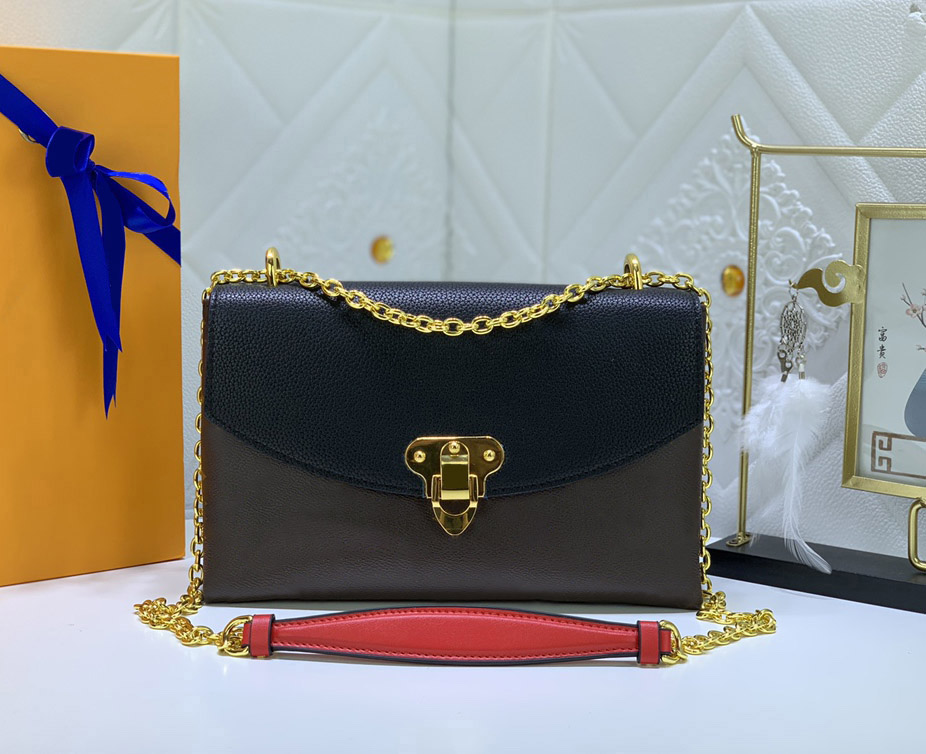 Fashion Designers Women Handbags Shoulder Bags Luxurys Lady Crossbody Highs Quality Flower Letter Leather Messenger Purses Original Chains Totes 43V715, Monograms
Fashion Designers Women Handbags Shoulder Bags Luxurys Lady Crossbody Highs Quality Flower Letter Leather Messenger Purses Original Chains Totes 43V715, Monograms