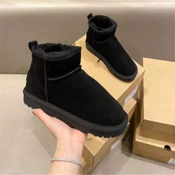 Hot AUS classical Short Miniwomen snow boots keep warm boot fashion man womens Plush casual warm boots shoes Antelope Reindeer Brown Dust bag card, Pink
Hot AUS classical Short Miniwomen snow boots keep warm boot fashion man womens Plush casual warm boots shoes Antelope Reindeer Brown Dust bag card, Pink