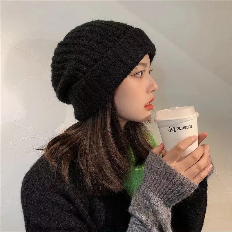 Berets Winter Fashionabke Millet Grain Solid Color Couple Student Shawl Warm Knitted Woolen Hat And Scarf Set Gorros Invierno Mujer, Chocolate color hat
Berets Winter Fashionabke Millet Grain Solid Color Couple Student Shawl Warm Knitted Woolen Hat And Scarf Set Gorros Invierno Mujer, Chocolate color hat