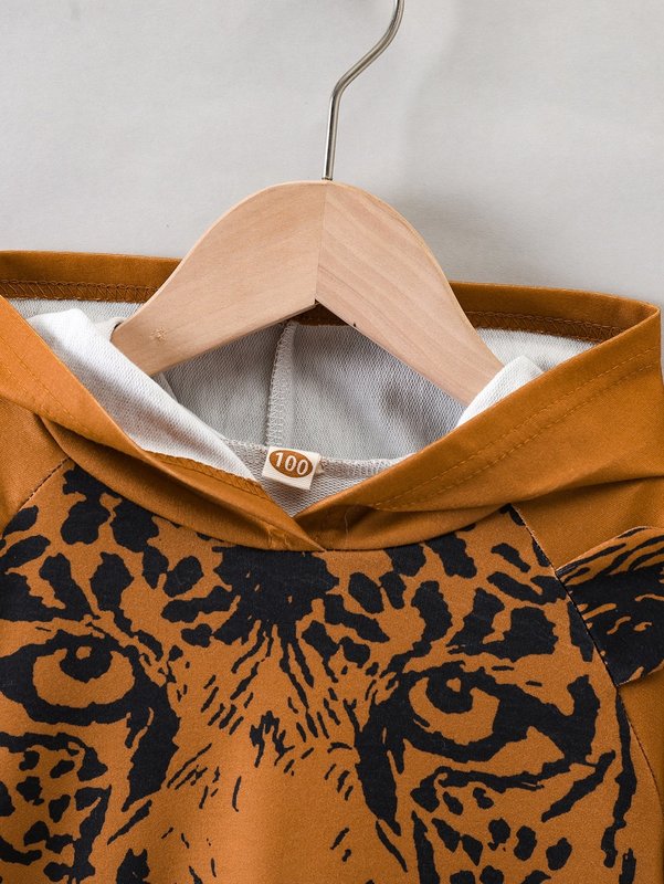 Toddler Boys Leopard Print Raglan Sleeve Hoodie SHE