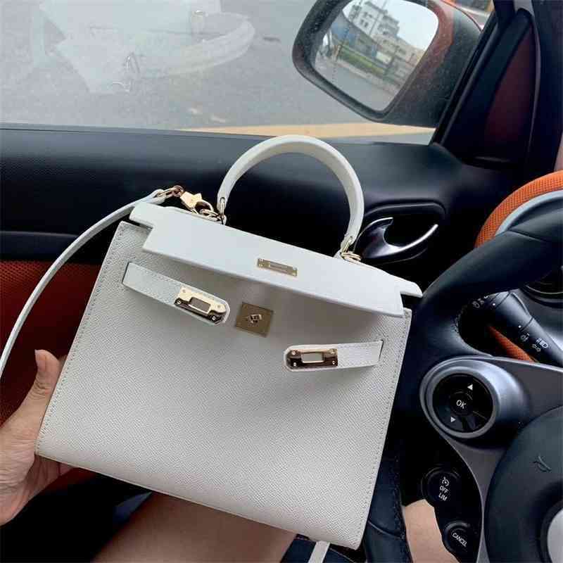 Handbag Herme kelys Handbags Designer 2022 Palm Print Kelys Leather Shaped Buckle Portable One Shoulder Women's Bag, White
Handbag Herme kelys Handbags Designer 2022 Palm Print Kelys Leather Shaped Buckle Portable One Shoulder Women's Bag, White