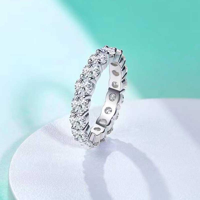 Cluster Rings Trendy 4mm D Color VVS1 Round Moissanite Eternity Band White Gold Plated 925 Sterling Silver Wedding Ring Anniversary GiftClus
Cluster Rings Trendy 4mm D Color VVS1 Round Moissanite Eternity Band White Gold Plated 925 Sterling Silver Wedding Ring Anniversary GiftClus