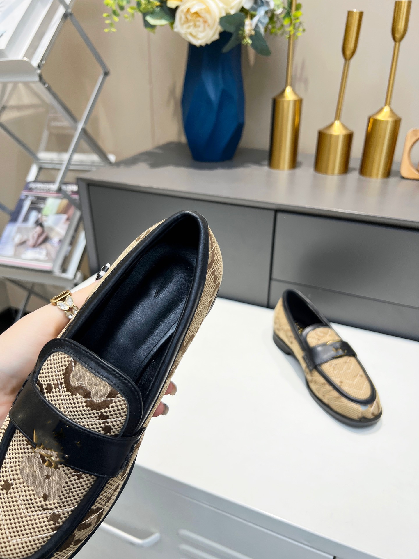 British style 2022 new all-match high-heeled loafer shoes black spring and autumn flat retro single spring, Box
British style 2022 new all-match high-heeled loafer shoes black spring and autumn flat retro single spring, Box
