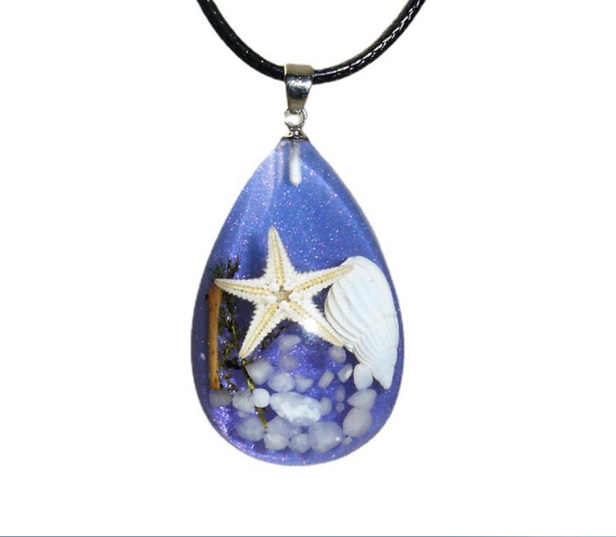 Natural Starfish Shell Amber Pendant Necklace Jewelry Glow in the Dark Long Chain Necklace Hawaii Travel Beach Gift Resin