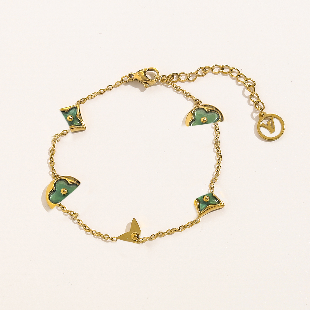 New Style Stainless Steel Bracelets Women Bangle 18K Gold Plated Enamel Lovers Gift Letter Pendants Wristband Cuff Chain Wedding Jewelry Wholesale ZG1546
New Style Stainless Steel Bracelets Women Bangle 18K Gold Plated Enamel Lovers Gift Letter Pendants Wristband Cuff Chain Wedding Jewelry Wholesale ZG1546