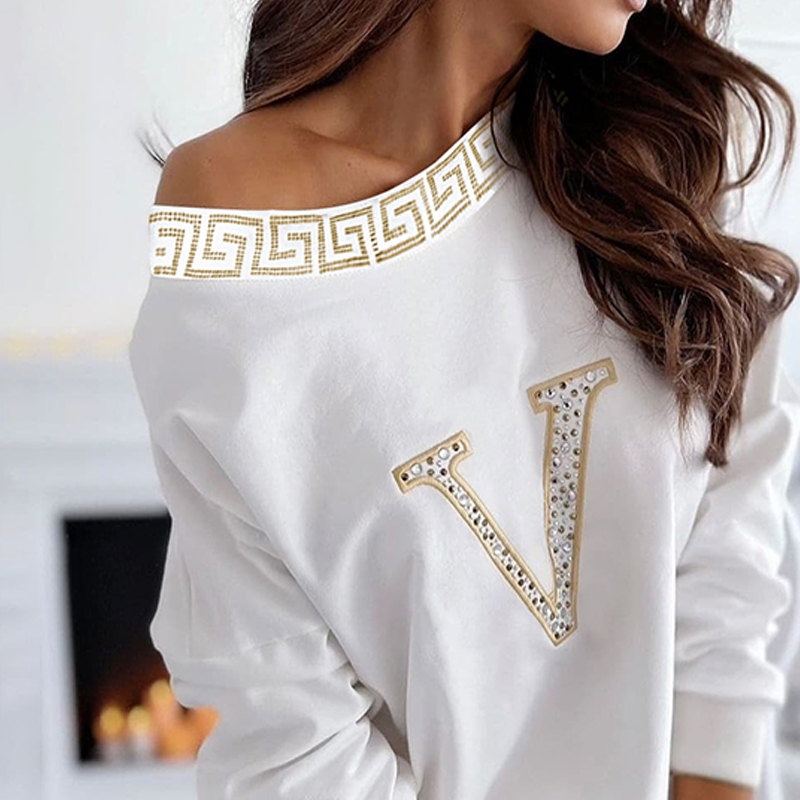 Autumn Women Sexy White Round Neck Fashion T-shirts Daily Wear One Shoulder Letter Long Sleeve Casual Top 220321