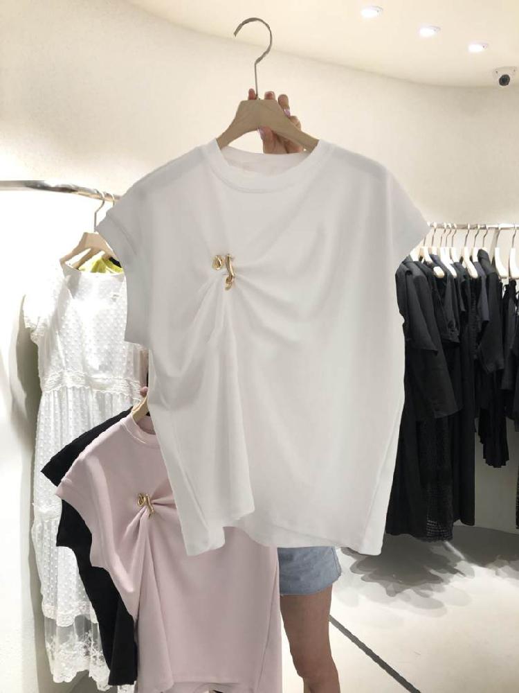 Women' T-Shirt Kuzuwata Korean 2022 Summer Woman Tshirts Short Sleeve Solid Color Round Neck Pleated Metal Decorative Tees, Black
Women' T-Shirt Kuzuwata Korean 2022 Summer Woman Tshirts Short Sleeve Solid Color Round Neck Pleated Metal Decorative Tees, Black