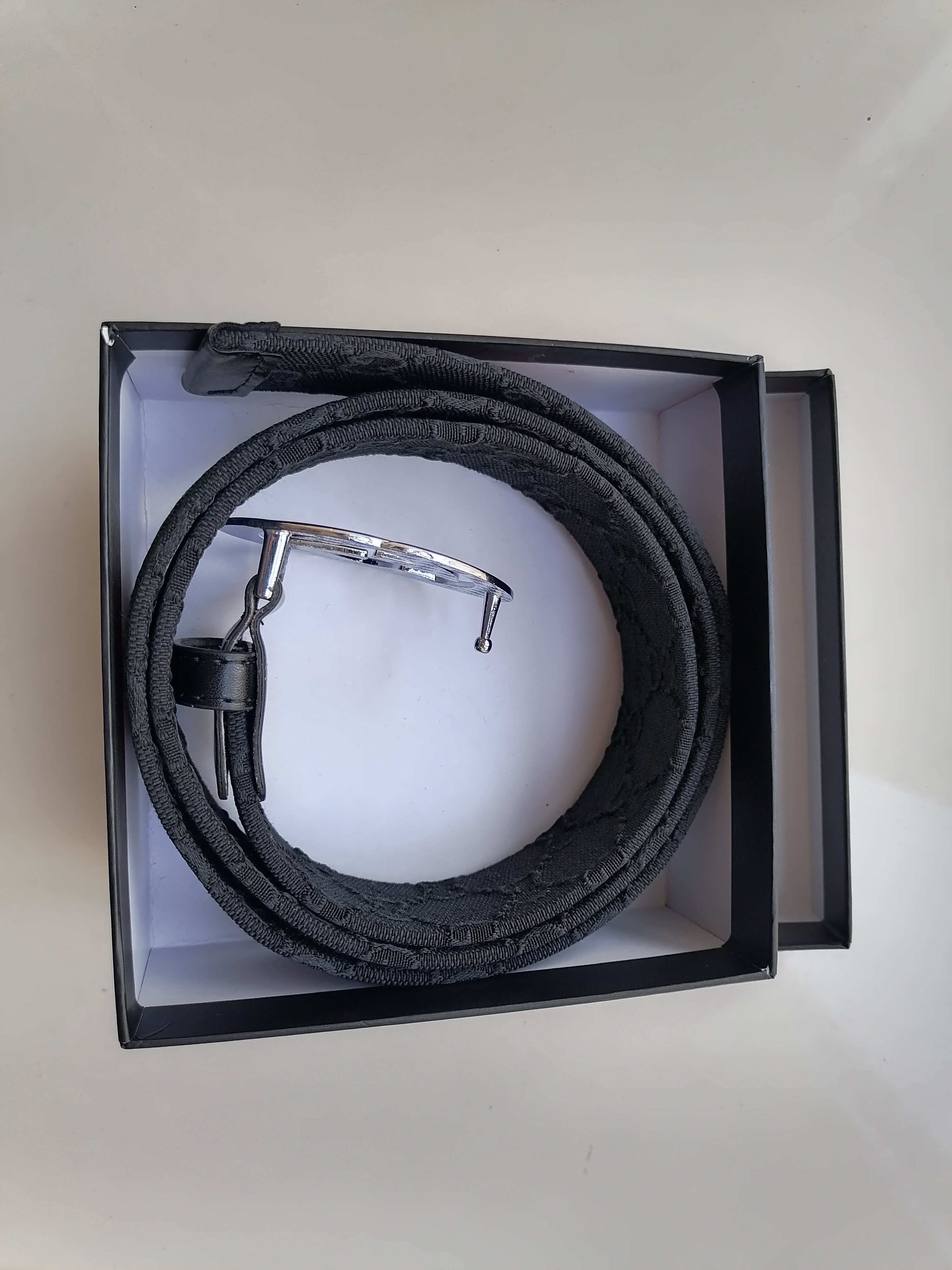 Leather designer men's new belt red green stripe canvas high quality fashion large letter silver buckle women's belt 110CM, No box
Leather designer men's new belt red green stripe canvas high quality fashion large letter silver buckle women's belt 110CM, No box