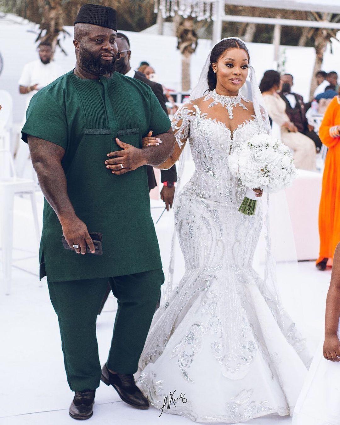 Mermaid Luxurious Sparkly Wedding Dress Plus Size Arabic Aso Ebi Sheer Neck Lace applique illusion long sleeve Bridal Gowns