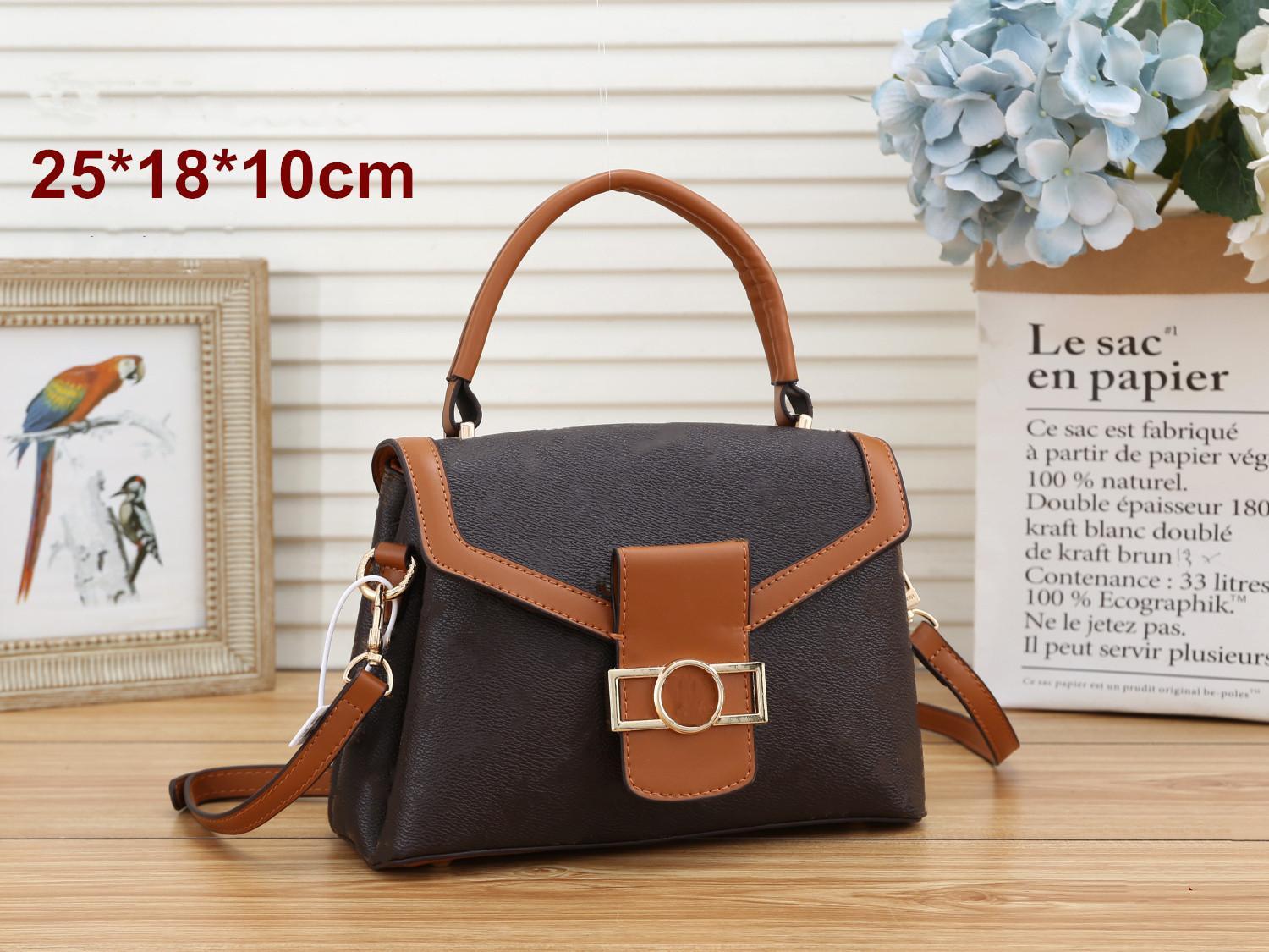Designer Totes Card Holder Dauphine POCHETTE Bag Handbags Women Leather Shoulder Bags Luxury designers Purse Messenger Cross Body Wallet, Extra shipping
Designer Totes Card Holder Dauphine POCHETTE Bag Handbags Women Leather Shoulder Bags Luxury designers Purse Messenger Cross Body Wallet, Extra shipping