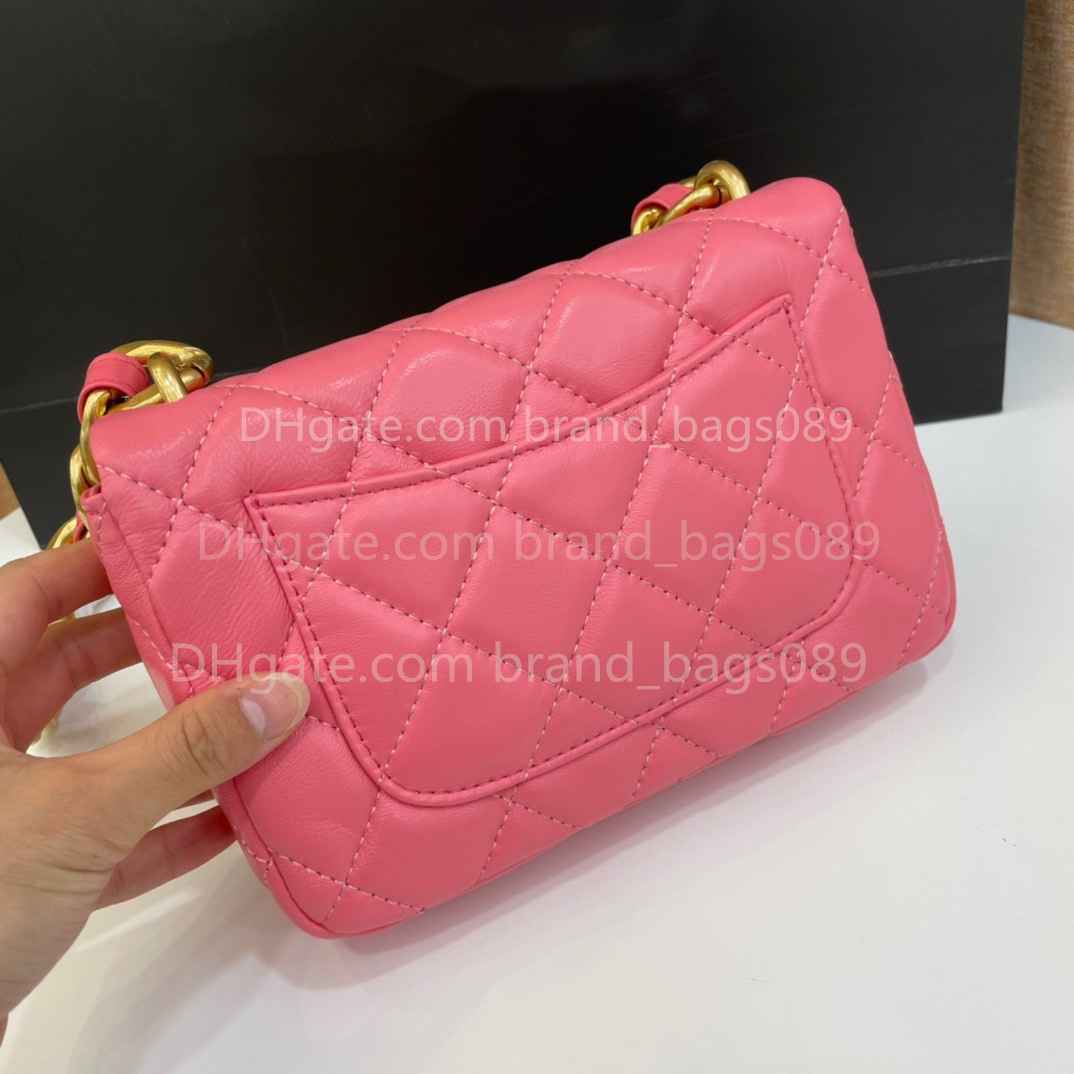 Wholesale 22P Top Real Lambskin Leather Classic Mini Flap Quilted Bags Gold Matelasse Thich Chain Shoulder underarm bag Handbags Luxury Designer wallet Evening Bag, Box
Wholesale 22P Top Real Lambskin Leather Classic Mini Flap Quilted Bags Gold Matelasse Thich Chain Shoulder underarm bag Handbags Luxury Designer wallet Evening Bag, Box