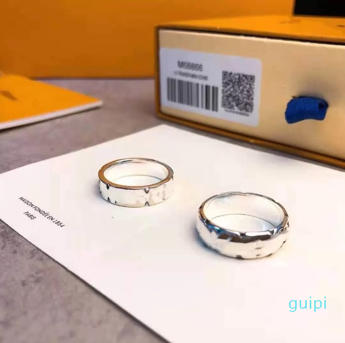 2022 Designer Ring mens Band Rings 2021 luxury jewelry women Titanium steel Alloy Gold-Plated Craft Gold Silver Rose Never fade Not allergic
2022 Designer Ring mens Band Rings 2021 luxury jewelry women Titanium steel Alloy Gold-Plated Craft Gold Silver Rose Never fade Not allergic