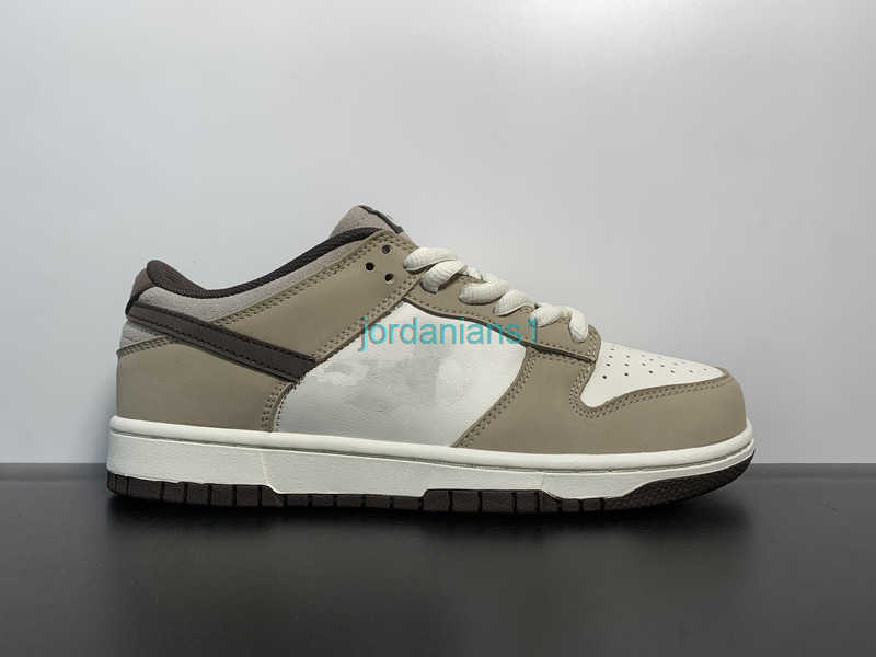 Shoes High Quality Skateboard KATSUHIRO O TOMO Duks Low Pro Steamboy OST White khaki Brown Furky Suede Leather Outdoor Trainers, With original logo
Shoes High Quality Skateboard KATSUHIRO O TOMO Duks Low Pro Steamboy OST White khaki Brown Furky Suede Leather Outdoor Trainers, With original logo
