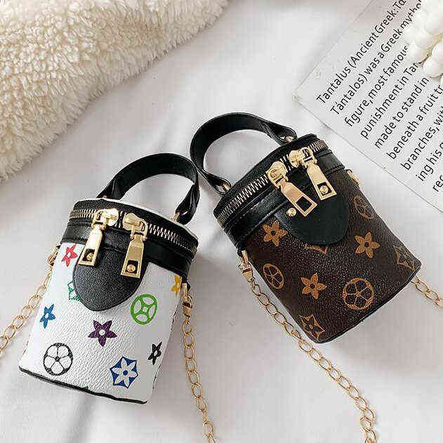 High Quality Children Mini Single Shoulder Handbags Fashion Cute Girls Purse Kids Embossing Messenger Shell Bags PU Leather Portable, #5
High Quality Children Mini Single Shoulder Handbags Fashion Cute Girls Purse Kids Embossing Messenger Shell Bags PU Leather Portable, #5