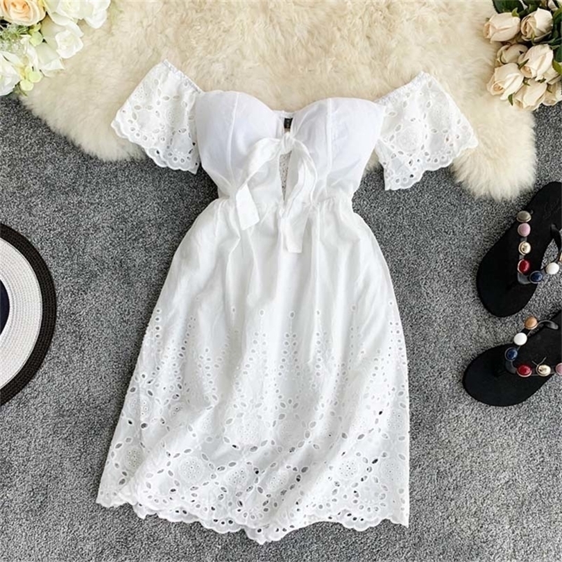 New Sexy Strapless White Dress Vneck Padded Stretchy Back Women Summer Offshoulder Fairy Mini Vestidos hollow lace Vneck back T200319