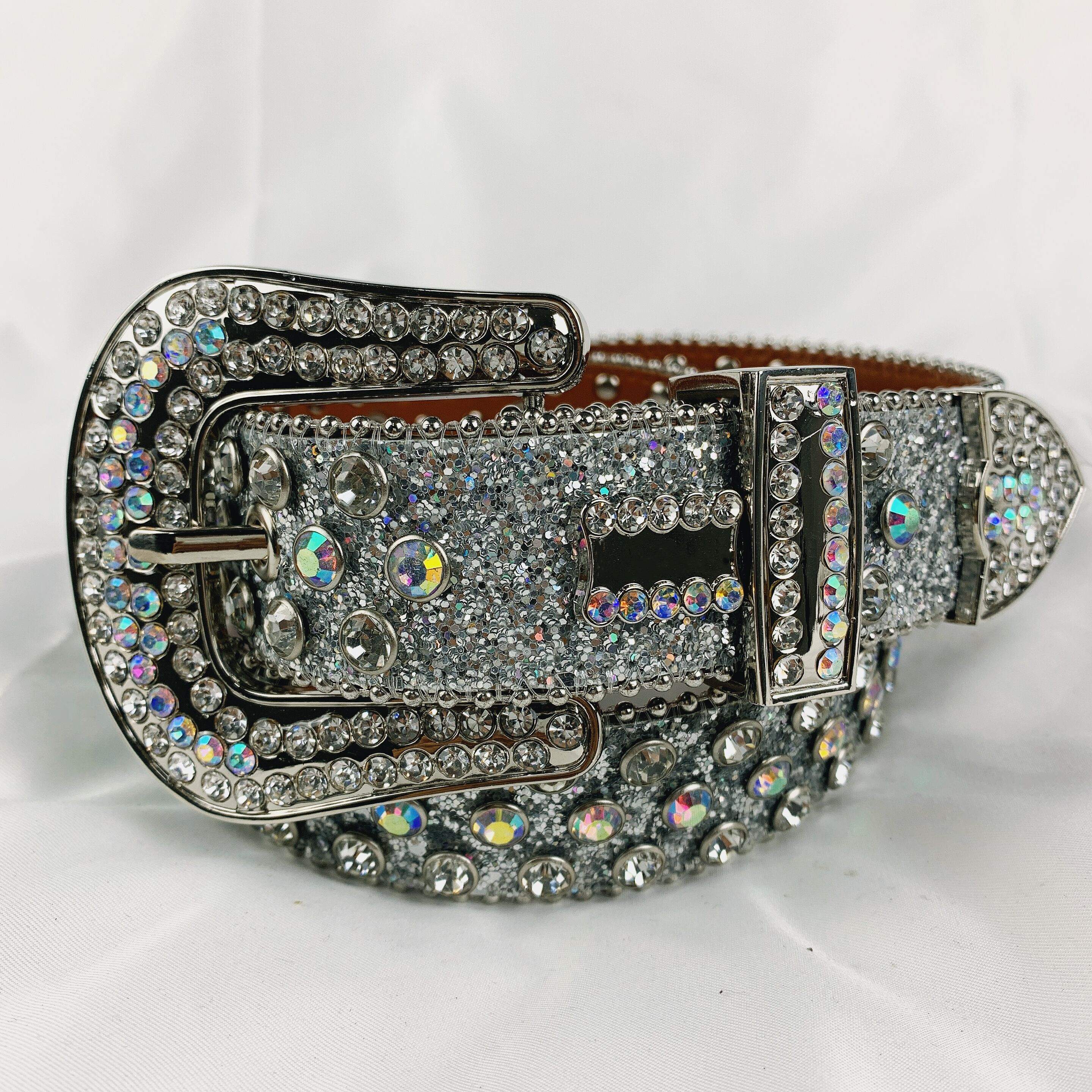 luxury Fashion Belts for Women Designer Mens Bb Simon rhinestone belt with bling rhinestones as gift
luxury Fashion Belts for Women Designer Mens Bb Simon rhinestone belt with bling rhinestones as gift