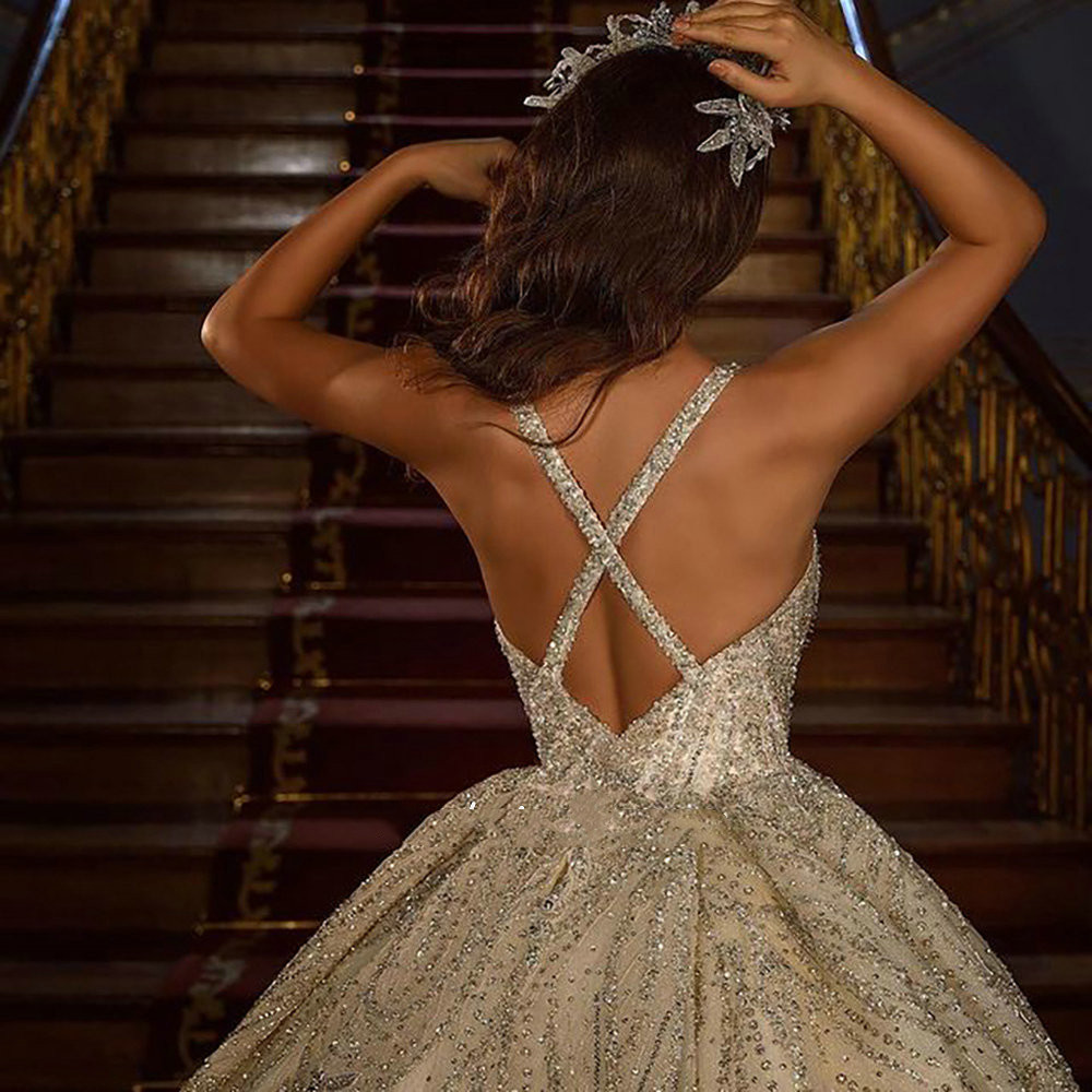 Champagne Princess Ball Wedding Dresses Long Sleeves V Neck Spaghetti Straps Sequins Appliques Lace Ruffles or Length Bridal Gown Plus Size robes de s