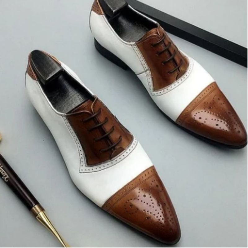 

Brogues Men Shoes PU Leather Round Toe Flat Heel Casual Fashion Street Party Hollow Carving Splicing Youth Trend British Style Business Shoes CP117, Clear