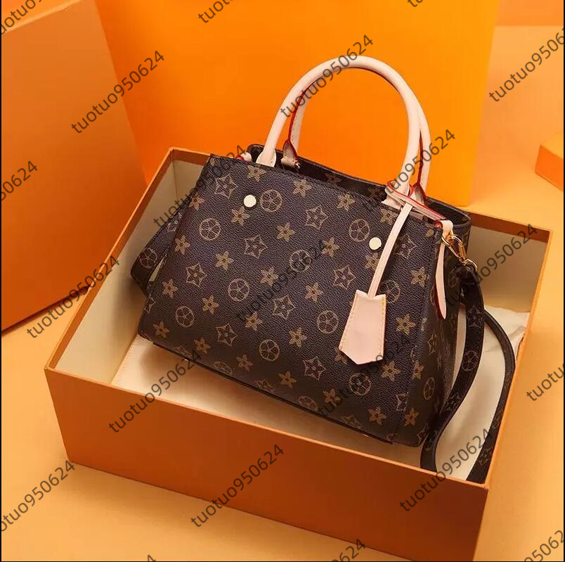 KEY POUCH POCHETTE Designer louiseitys viutonitys Coin Purse Keychains ring Credit Card Holder Luxury Mini Wallet GGs LVs bag, Pink
KEY POUCH POCHETTE Designer louiseitys viutonitys Coin Purse Keychains ring Credit Card Holder Luxury Mini Wallet GGs LVs bag, Pink