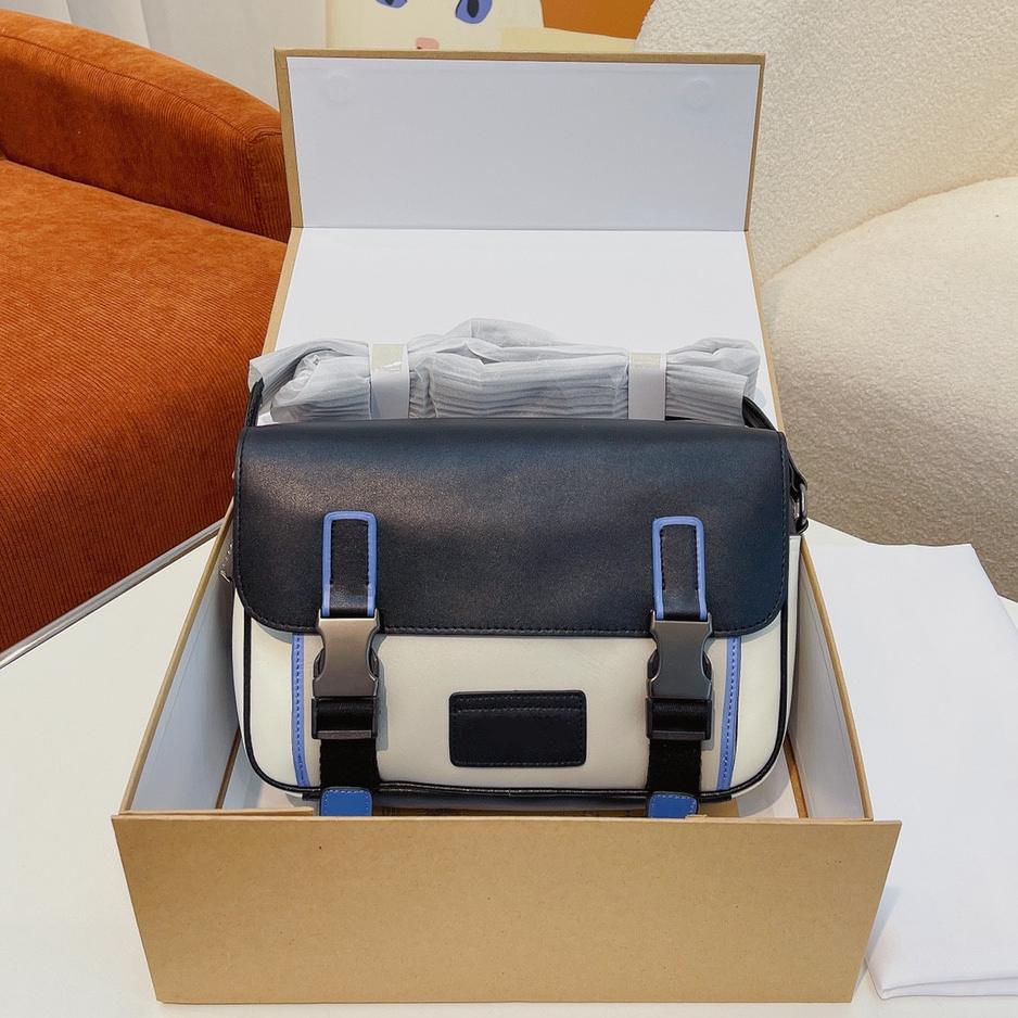 Men messenger bags fashion designer women crossbody shoulder bags classic schoolbag handbags high quality with folding box, C4
Men messenger bags fashion designer women crossbody shoulder bags classic schoolbag handbags high quality with folding box, C4