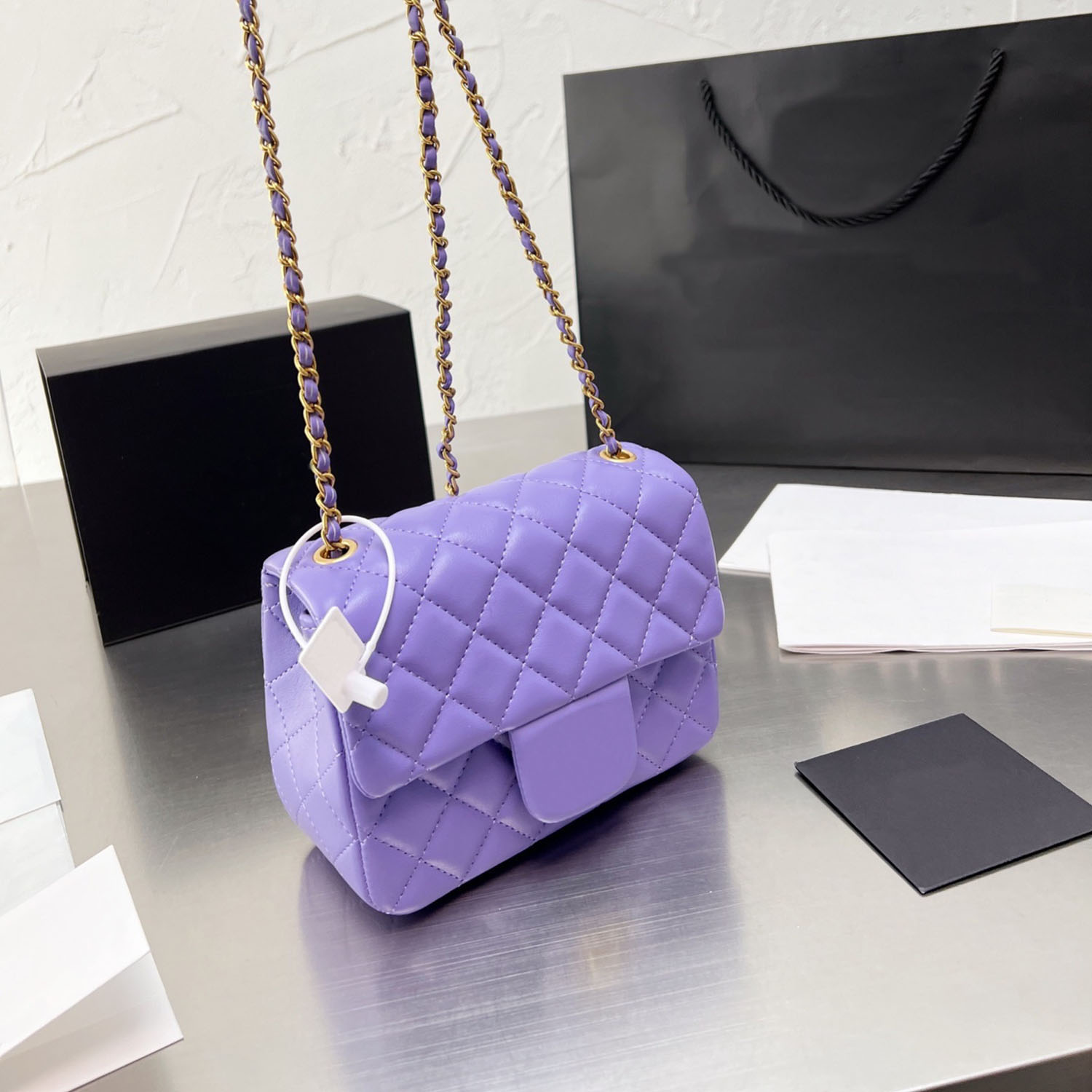 9-color Messenger Bag Luxury Small Square Bag High-quality Sheepskin Grain Precision Stitching Is Gorgeous and Noble New Summer XB50022, With box
9-color Messenger Bag Luxury Small Square Bag High-quality Sheepskin Grain Precision Stitching Is Gorgeous and Noble New Summer XB50022, With box