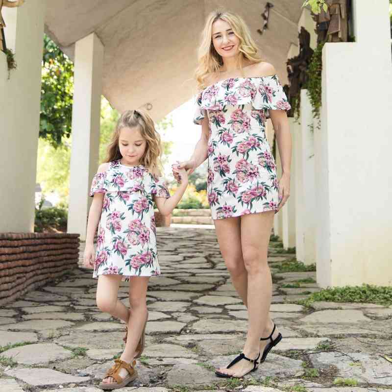 Pudcoco Family Matching Outfits Summer Mother Daughter Women Kids Girl Beach Dress Helen115 W220318, White
Pudcoco Family Matching Outfits Summer Mother Daughter Women Kids Girl Beach Dress Helen115 W220318, White