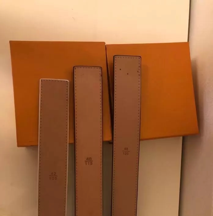 Men Designers Belts Women Waistband Ceintenuine Leather Classical Designer Belt Highly Quality Cowhide Width 3.8cm With Gift Box, High quality + original box
Men Designers Belts Women Waistband Ceintenuine Leather Classical Designer Belt Highly Quality Cowhide Width 3.8cm With Gift Box, High quality + original box